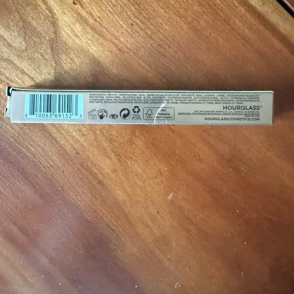 💚 2/$30 HOURGLASS VOYEUR EYESHADOW STICK